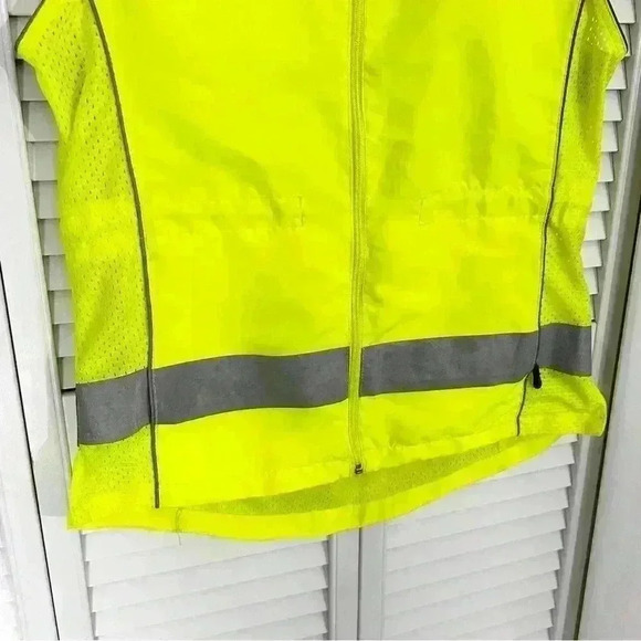 ML Kishigo Ladies Mesh Safety Vest Class 2 ANSI 107| Safety Yellow | SZ Small - Picture 4 of 10